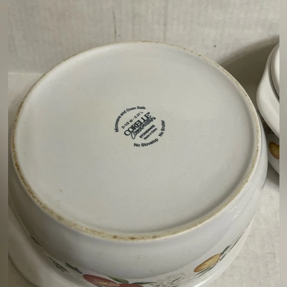 Corelle Stoneware 2.5qt Casserole Dish